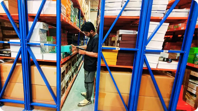 How to Set Up Racks, Shelves, and Boxes in Eaglecart in the UAE