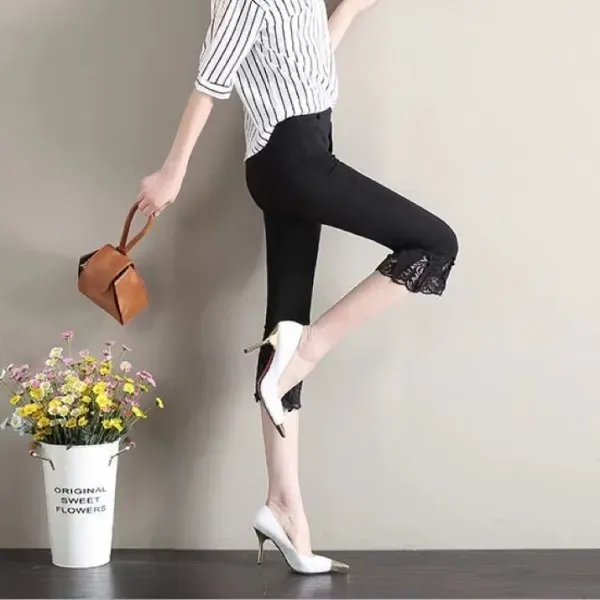 White Stretchy Cropped Pants With Lace Hem