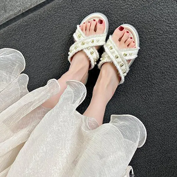 White Pearl Tassel Slip-On Slippers