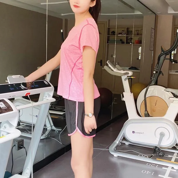 Striped Raglan Sleeve Workout Set