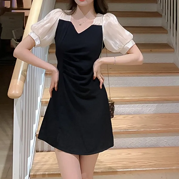Elegant Black and White Short Sleeve Party Dress
