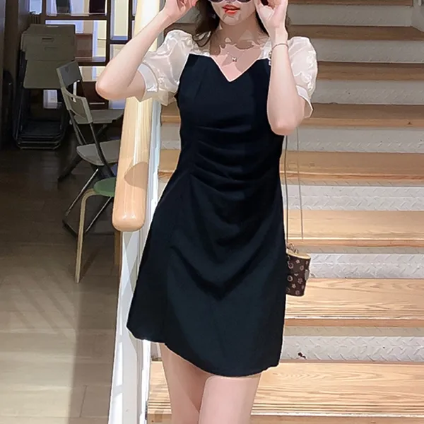 Elegant Black and White Short Sleeve Party Dress