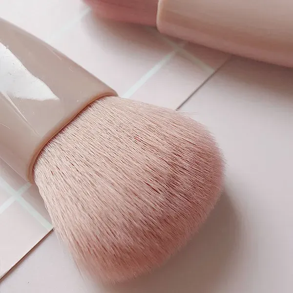 5Pcs Mini Travel Makeup Brush Set with Mirror Case