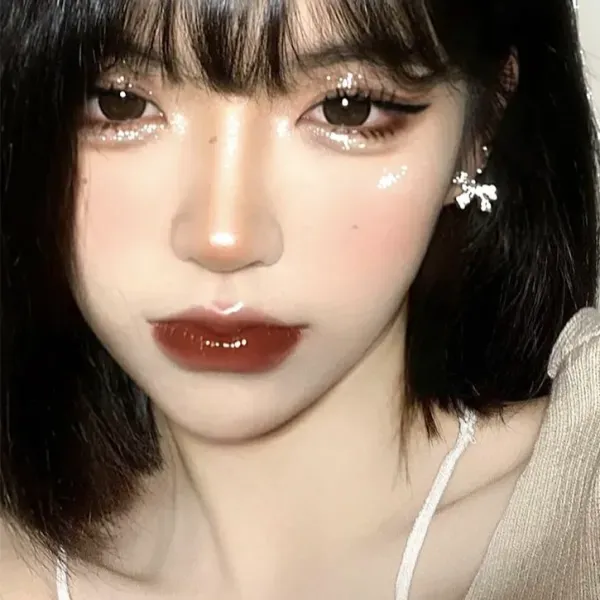 Diamond Crystal Glitter Eyeshadow and Body Highlighter