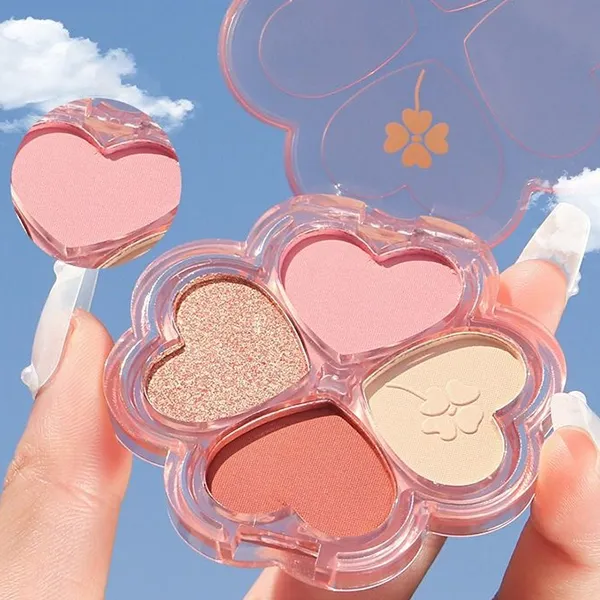 4-Color Clover Heart Eyeshadow Palette - Matte and Glitter