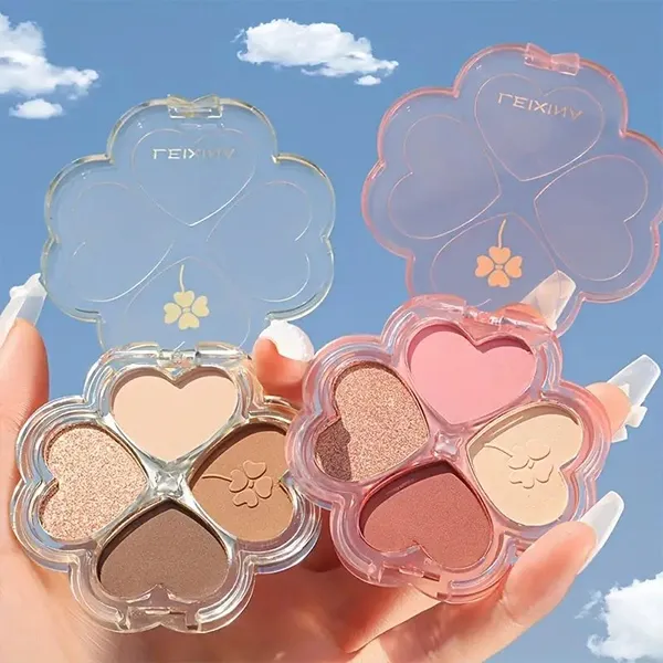 Thumbnail of 4-Color Clover Heart Eyeshadow Palette - Matte and Glitter