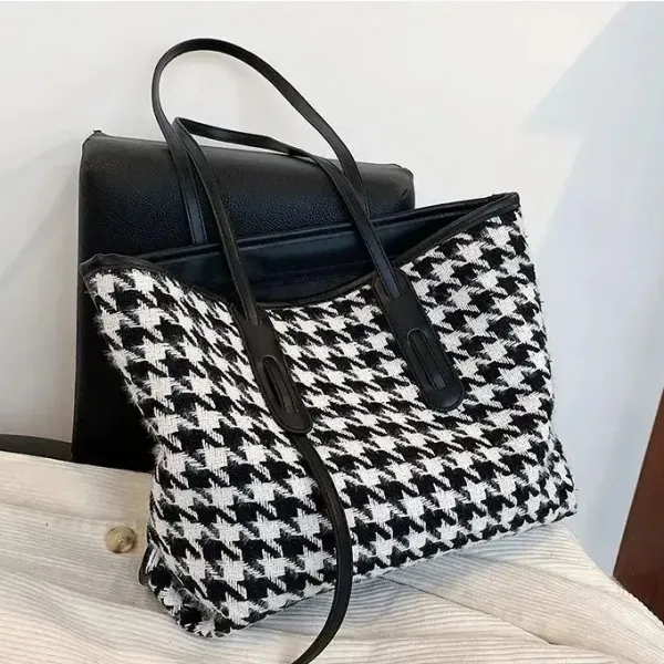 Chic Houndstooth Women's Tote Bag | Dorbe UAE