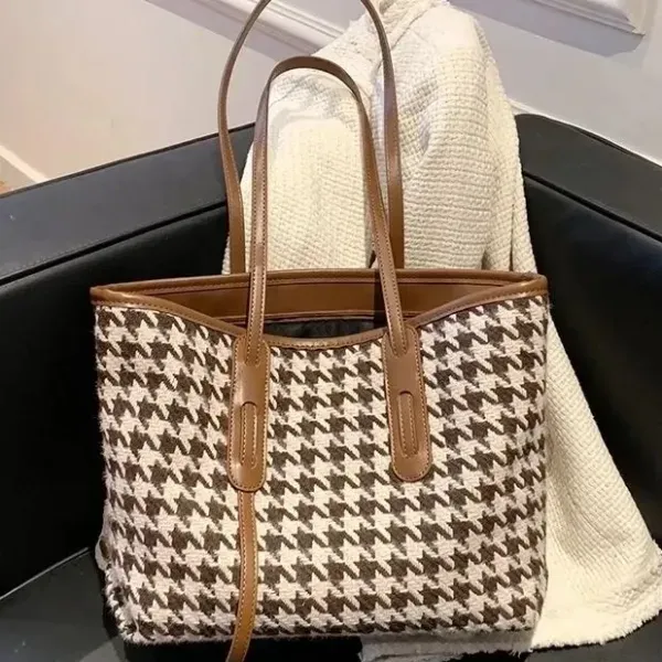Chic Houndstooth Women's Tote Bag | Dorbe UAE