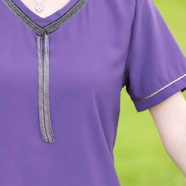 Thumbnail of Elegant V-Neck Chain Detail Top and Pants Set