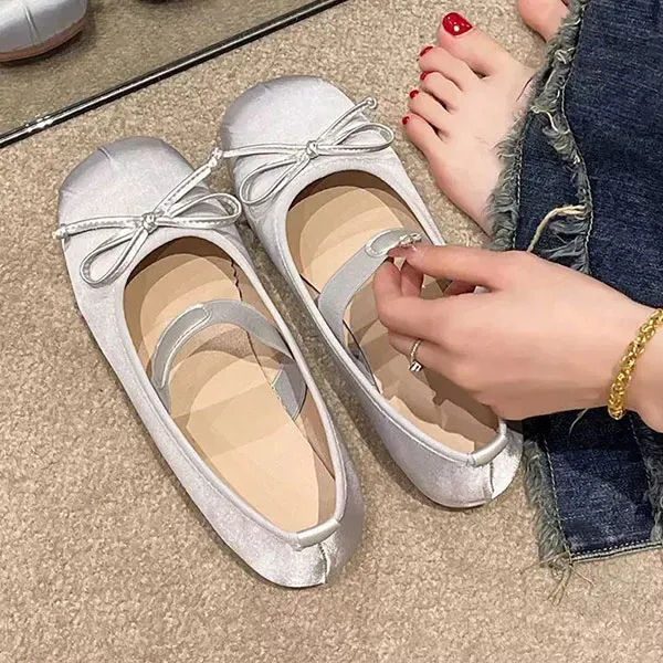 Girls' Bow Design Velcro School Ballerinas