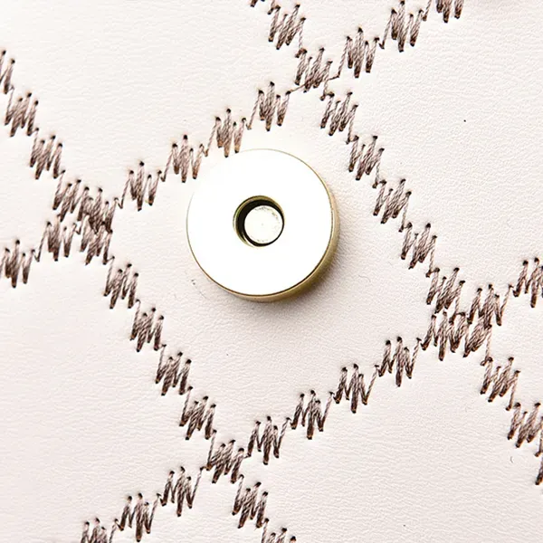 Stylish Crossbody Shoulder Bag With Chain Details