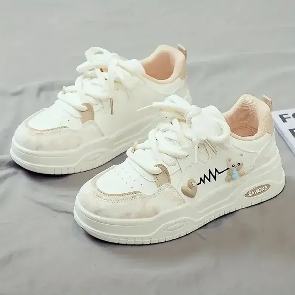 Cute Bear Heartbeat Graphic Platform Women's  Sneakers