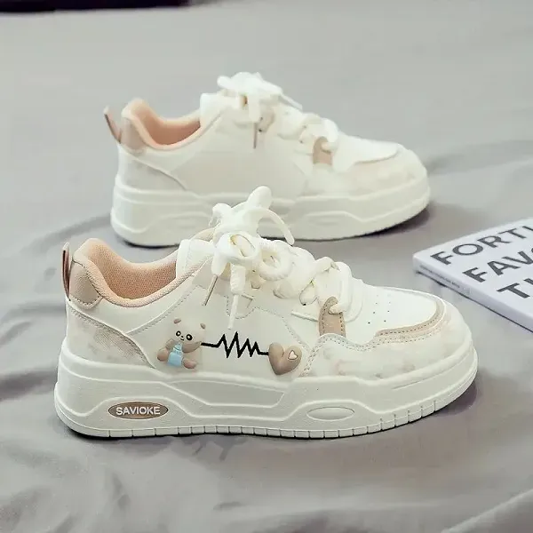 Cute Bear Heartbeat Graphic Platform Women's  Sneakers