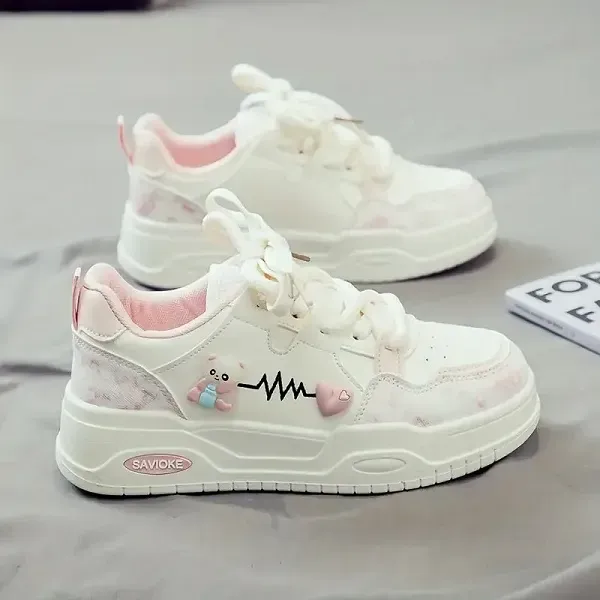 Cute Bear Heartbeat Graphic Platform Women's  Sneakers