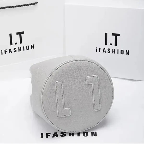 Chic Everyday Two-in-One Bucket Bag Set