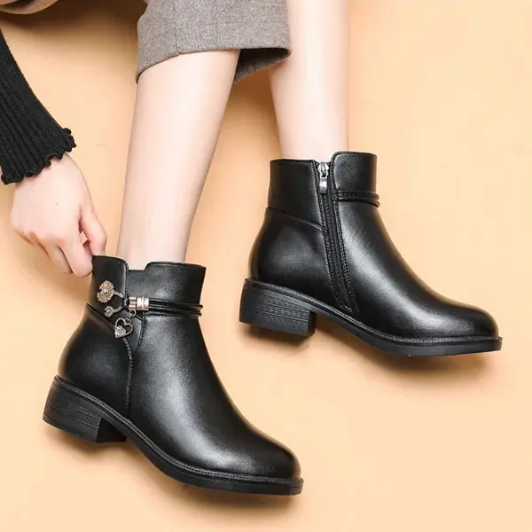 Stylish Black Ankle Boots for Everyday Wear