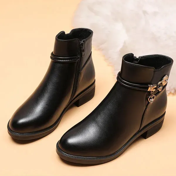 Stylish Black Ankle Boots for Everyday Wear