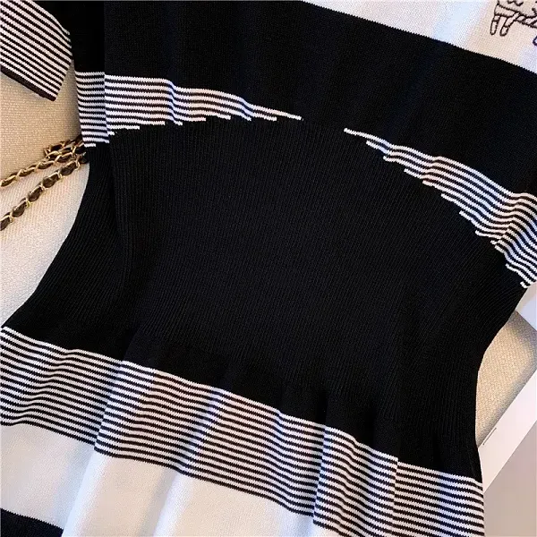 Casual Striped Design Round Neck Short Sleeve Knit Knee Length Dress