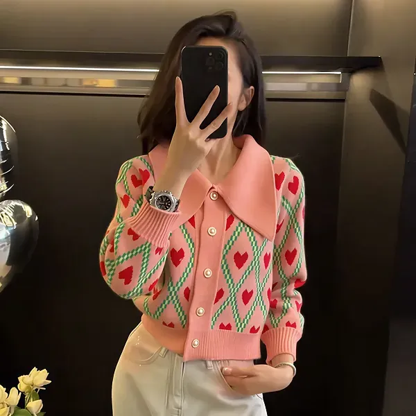 Cozy Heart Pattern Button-Up Long Sleeves Mini Cardigan