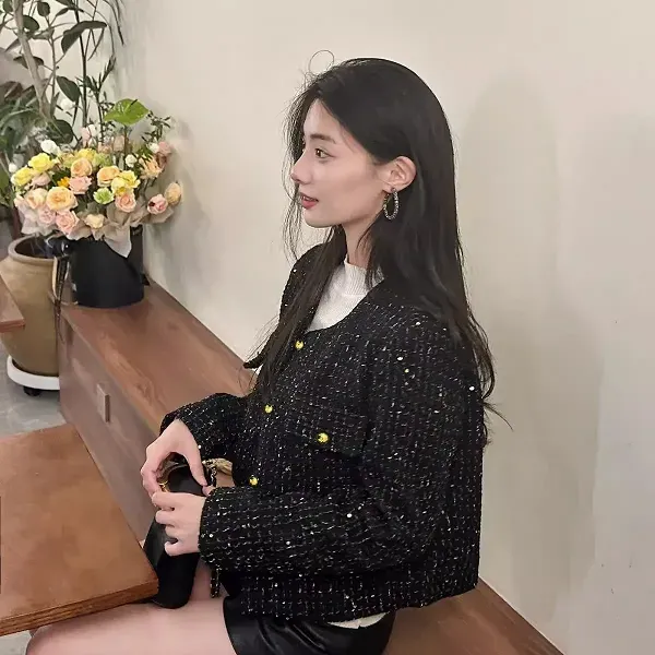 Thumbnail of Elegant Black Tweed Jacket Gold Buttons