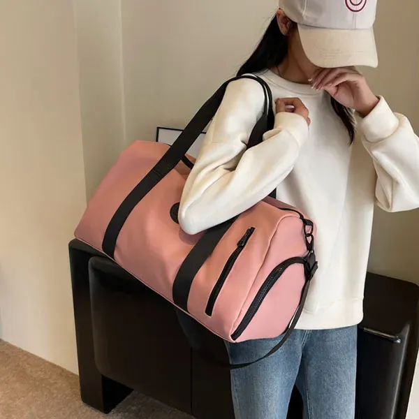 Stylish Sports Fitness Duffel Bag