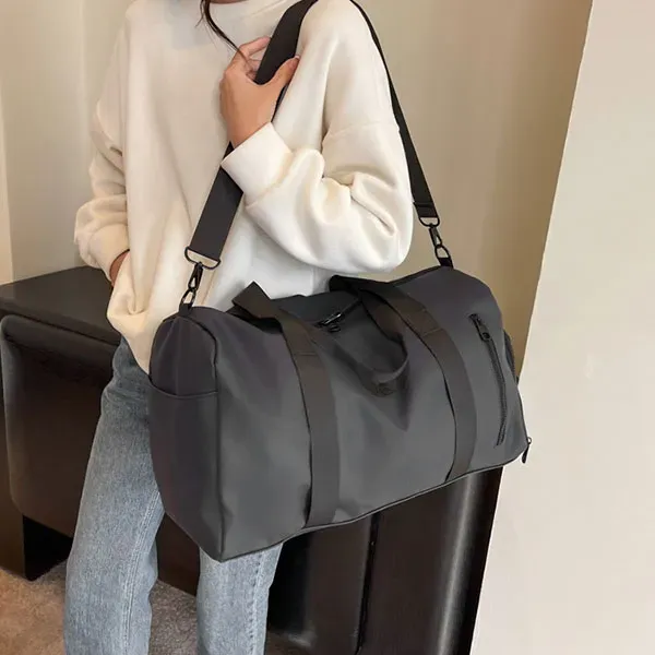 Stylish Sports Fitness Duffel Bag