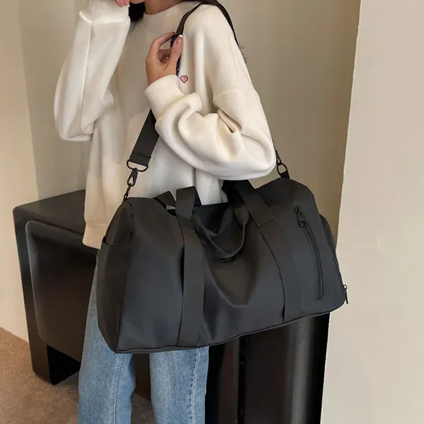 Stylish Sports Fitness Duffel Bag