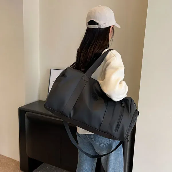 Stylish Sports Fitness Duffel Bag