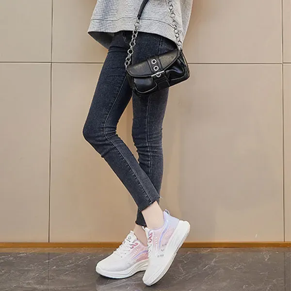 Breathable Fly-Knit Sports Sneakers