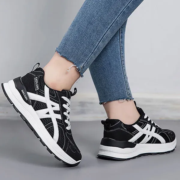 Lightweight Breathable Mesh Athletic Sneakers