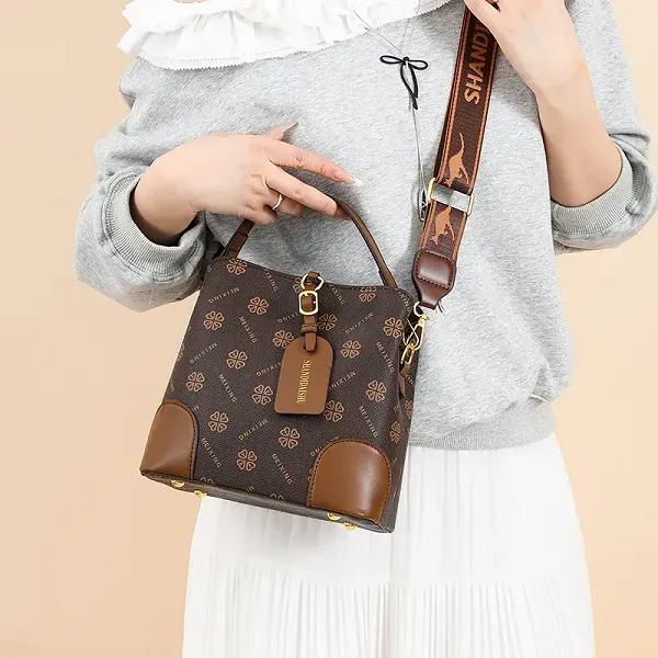 Stylish Retro Printed Bucket Handbag