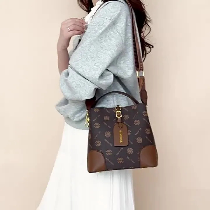 Thumbnail of Stylish Retro Printed Bucket Handbag