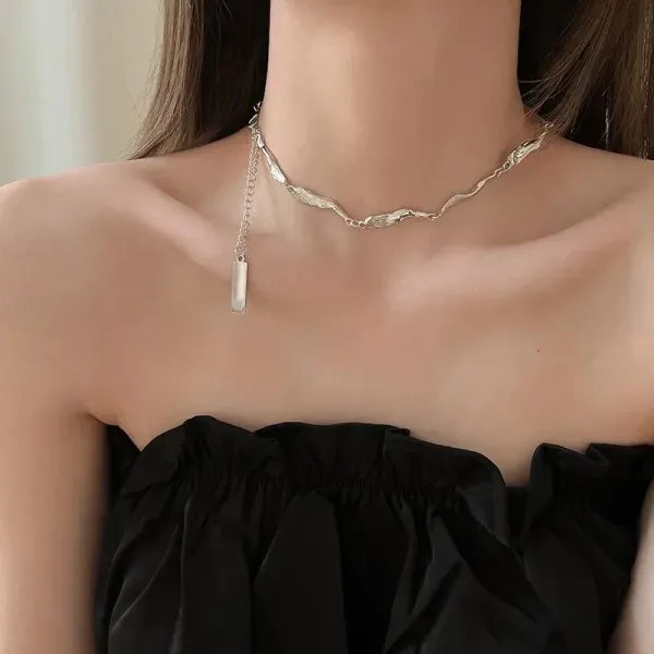 Sparkling Rhinestone Hook Choker Necklace