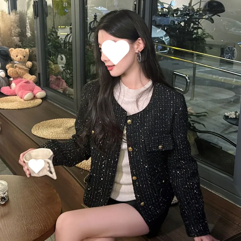 Thumbnail of Elegant Black Tweed Jacket Gold Buttons