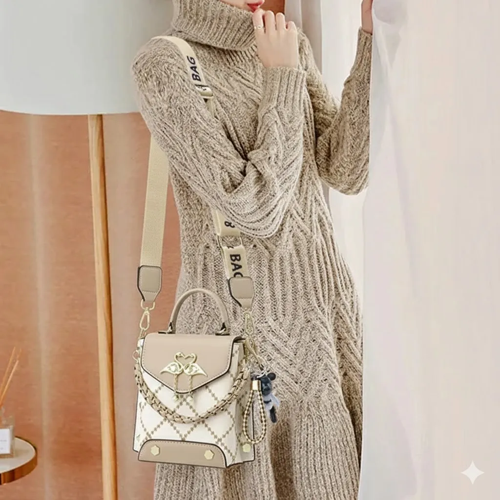 Stylish Crossbody Shoulder Bag With Chain Details