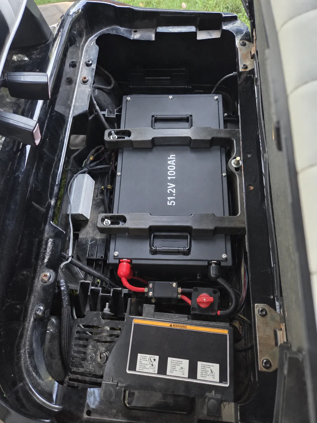51.2V 100Ah LiFePO4 battery installed in a compatible 48V Yamaha Drive or Drive2-type golf cart