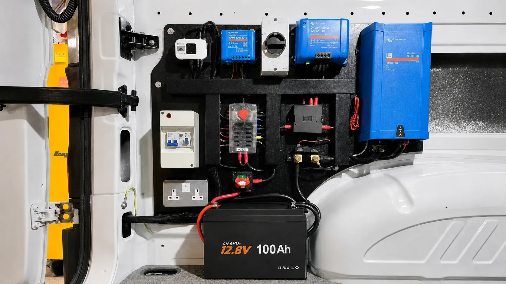 Custom RV LiFePO4 battery OEM system integration with inverter charger solar MPPT DC-DC charging and electrical protection