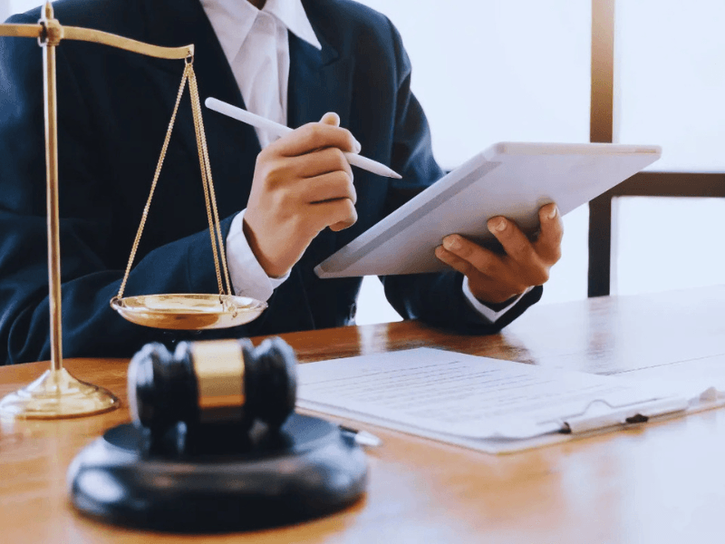 Legal & Translation