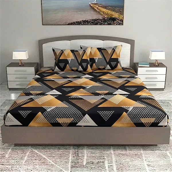 Elegant Geometric Triangle Print Double Bedsheet Set with Pillow Covers