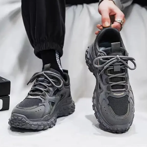 Attractive Stylish Design Winter Casual Wear Soft Sole Walking Lace-Up Front Men Sneakers