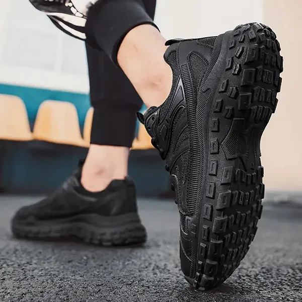 Attractive Stylish Design Winter Casual Wear Soft Sole Walking Lace-Up Front Men Sneakers