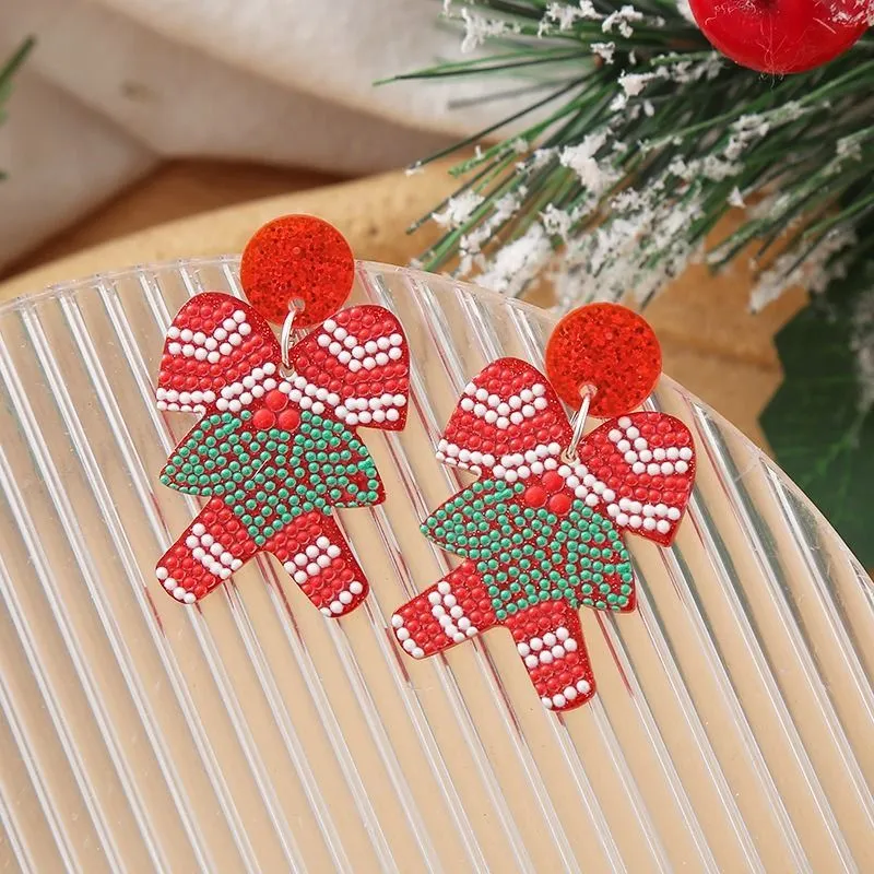 Christmas Beaded Dangle Earrings Festive Floral Design