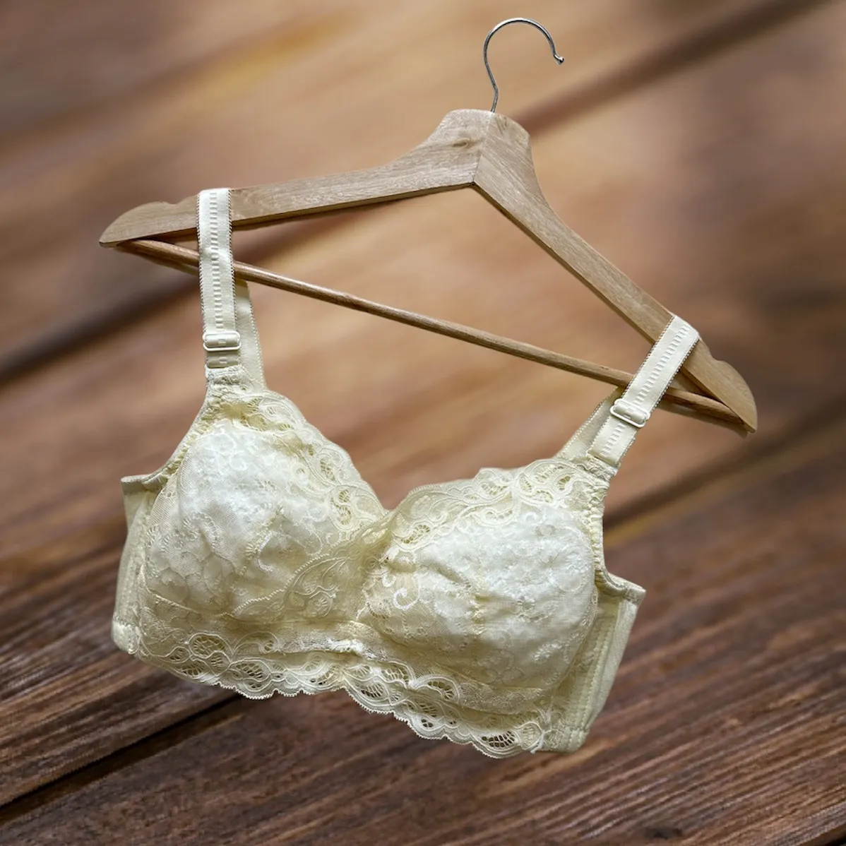 Elegant Beige Lace Bra