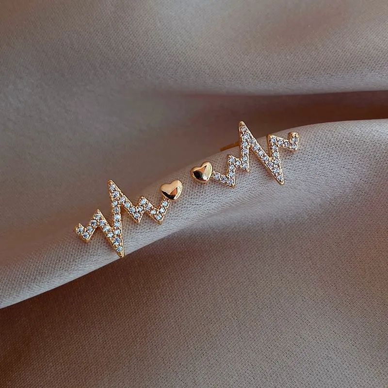 Heart-Shaped Blue Crystal Earrings With Zigzag Design