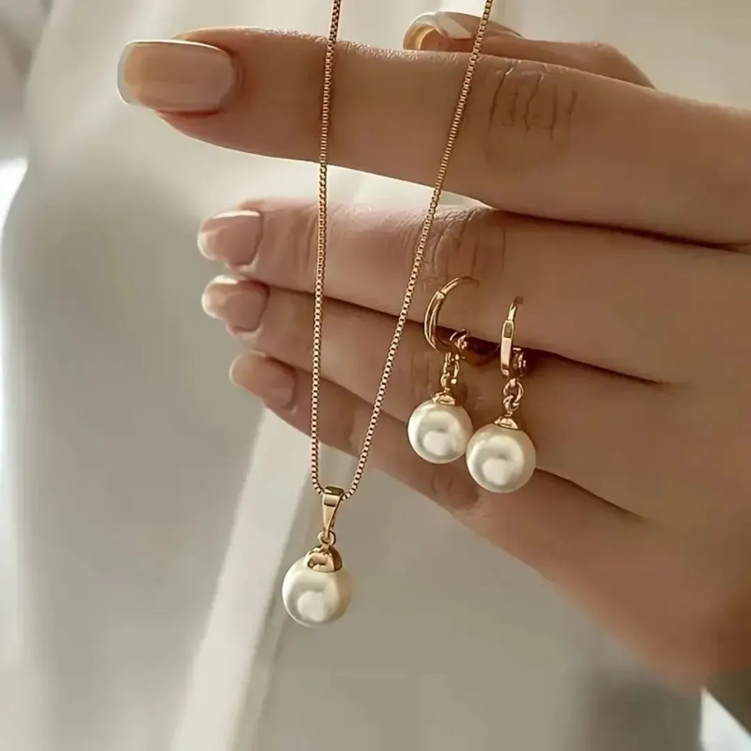 Stylish Faux Jewelry Set Of Earrings And Necklace For Women