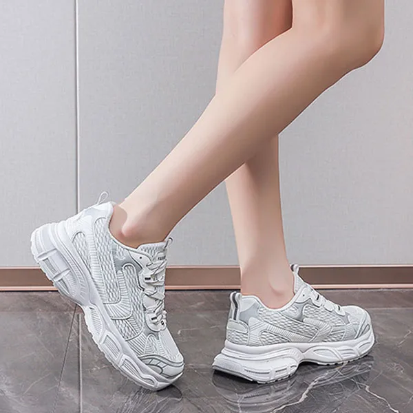 Stylish Everyday Women's Sneakers