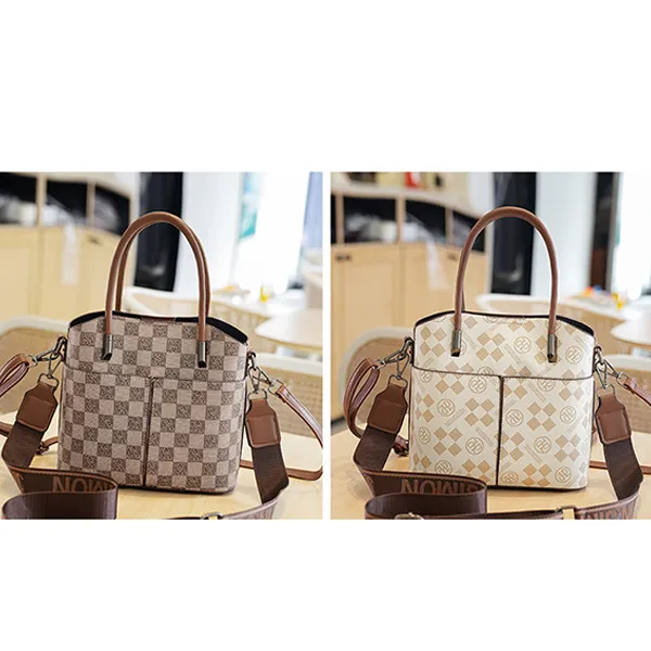 Women's Vintage Geo Pattern Large Capacity Adjustable Shoulder Strap Women Handbag