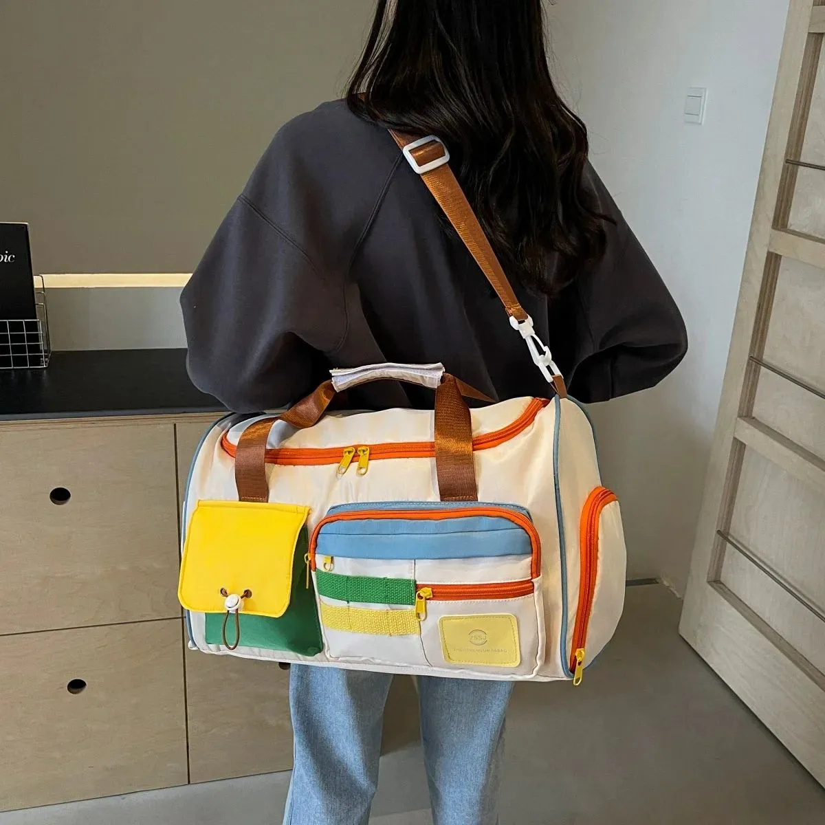 Colorful Multi-Pocket Detachable Strap Unisex Sports Travel Duffel Bag