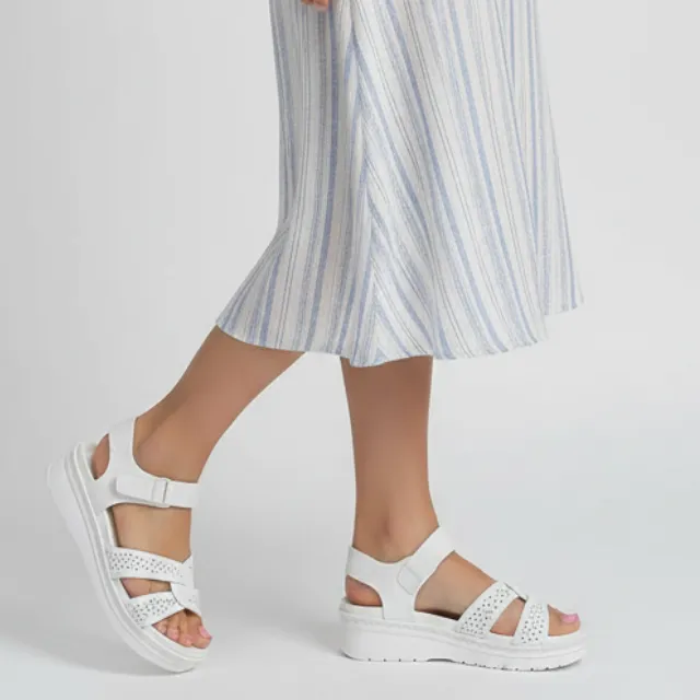 Women’s Lightweight White Open-Toe Platform Sandals
