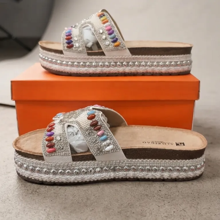 New Summer Fashion Women Rhinestone Beaded Comfort Slide Sandals